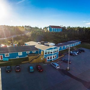 Anchor Inn Hotel And Suites